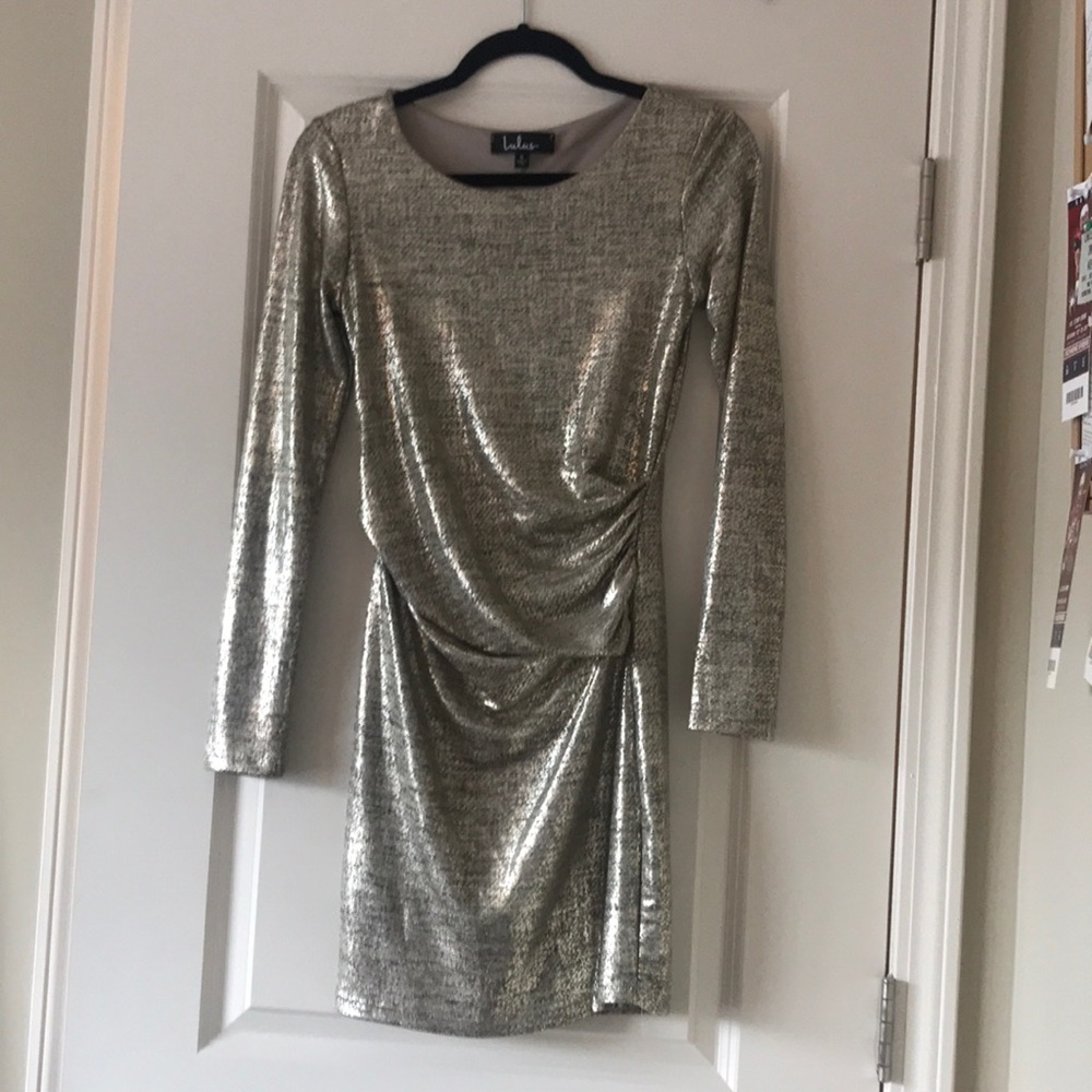 Stunning gold dress